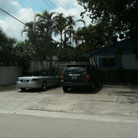 Newly Furnished Large Clean Quiet Private Unit Apartment Fort Lauderdale Luaran gambar
